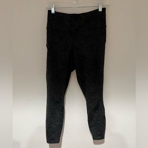 Athleta 3/4 length leggings